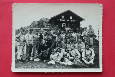 Foto Militär / 1920-1940 / Gasthaus Post Hof / Soldaten / Uniform